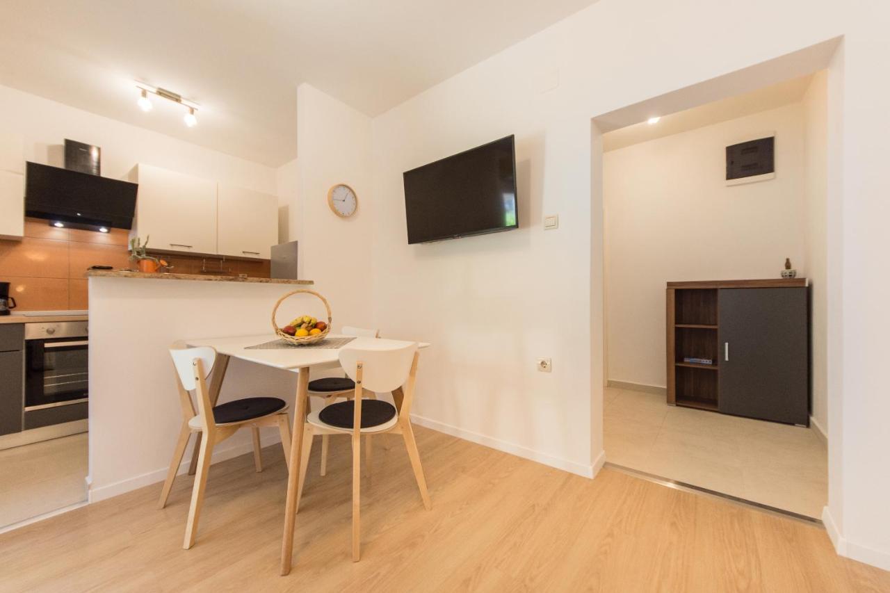 Apartamento Piccola Pineta Pula Exterior foto